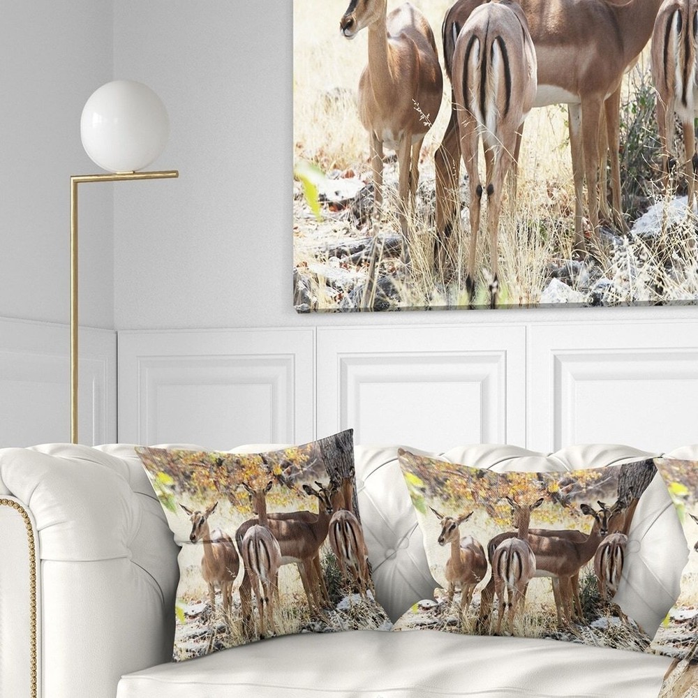 Designart 'Beautiful Herd of Antelope Gnu' African Throw