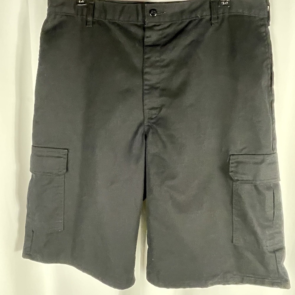 Dockers Black Cargo Shorts Men’s Size 38