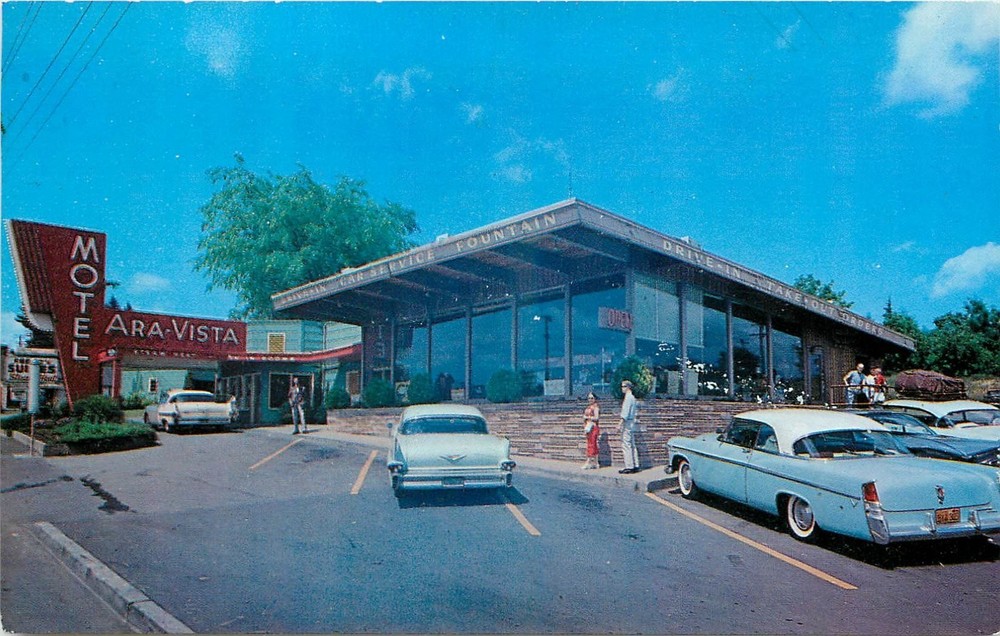 1950s Portland Oregon Ara Vista Motel Tops Drive In autos Postcard 25-9130