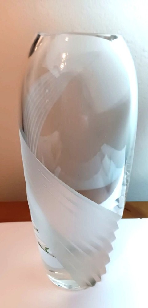 Lenox Windswept Crystal Glass Vase, Cut Forsted and Clear, Thick, Marked, 9