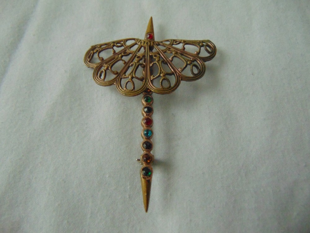 Broche filigrana latón cristales colores victorianos