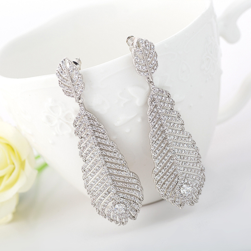 Feather Copper Inlaid Zircon Earrings Simple Fashion Women's Gold Plated Jewelry