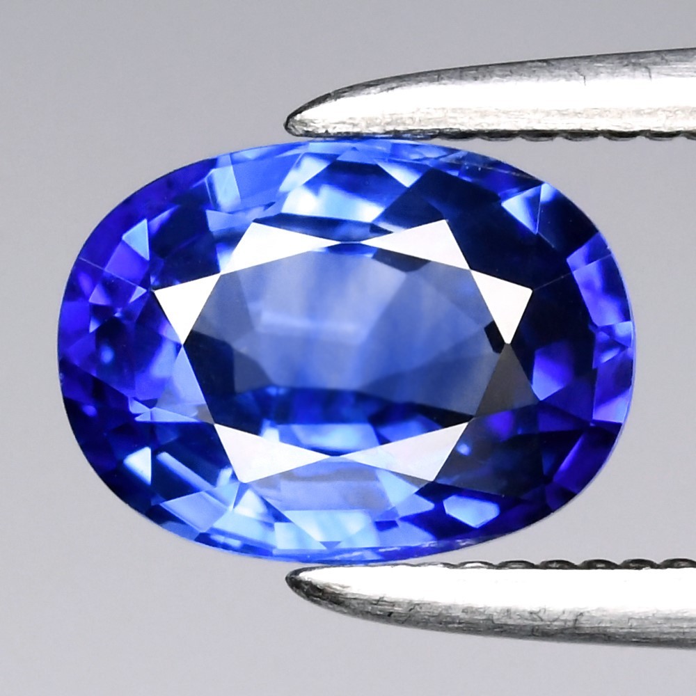 💎 1.15ct 7x5.2mm IF Oval Natural Blue Sapphire - Heated, Madagascar Gemstone