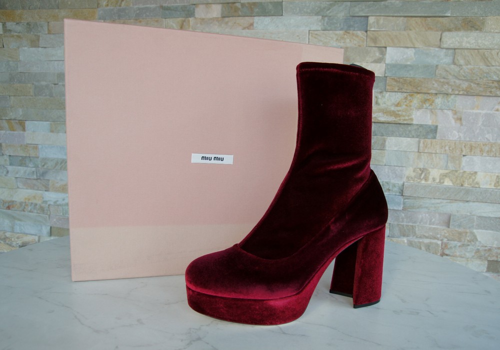 Miu Eu 39 Platform Ankle Boots Shoes Stretch Velvet Red New Previously