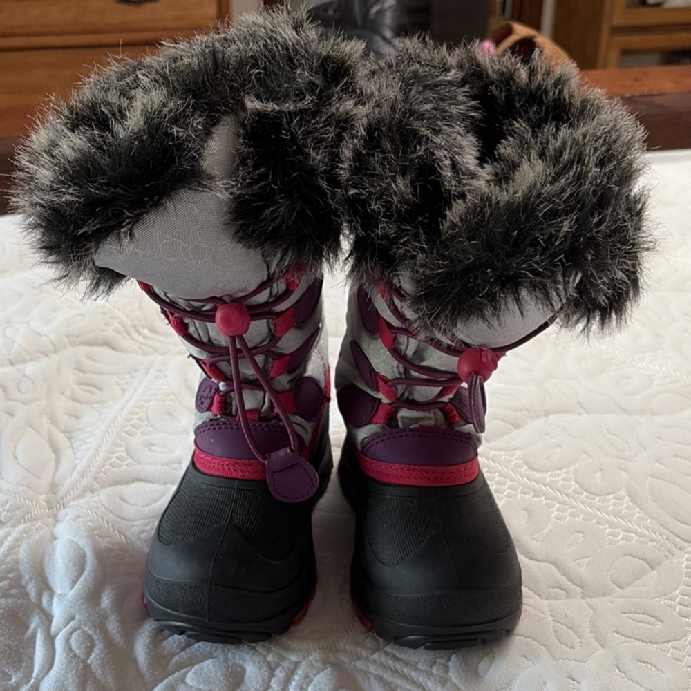 Kamik Girls' Fur Trim Faux Fur Lined Winter Snow Boots Gray Pink Size 11