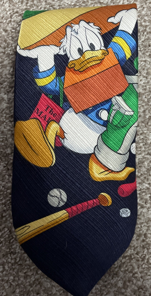 Donald Duck Neck Tie Disney Mickey Unlimited 57 inches 100% Silk