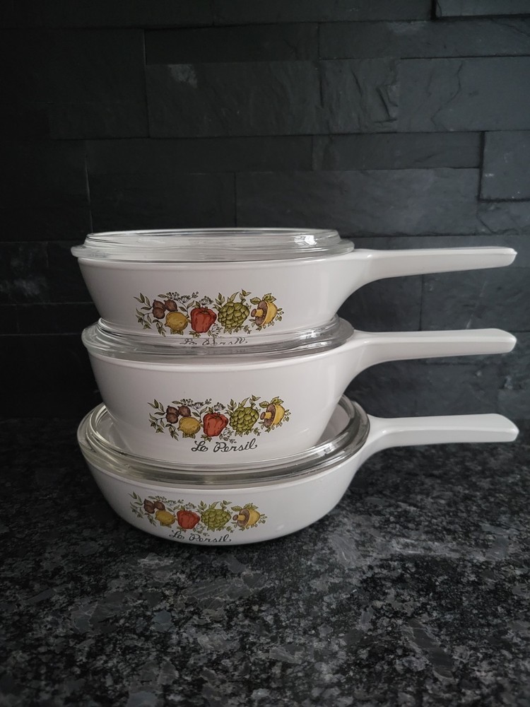 CorningWare Spice of Life Saucepan Set -- with lids -- Excellent Condition