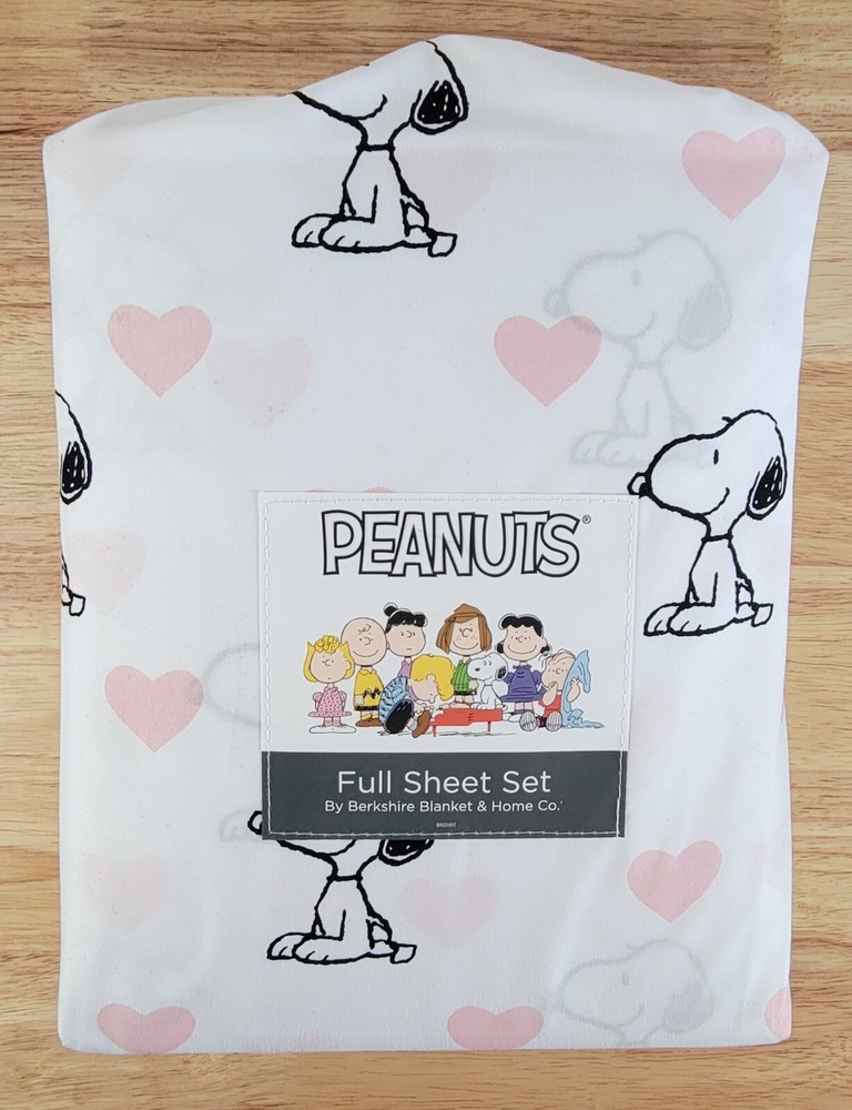 Peanuts Snoopy Valentines 4 pc Full Sheet Set Pink Hearts