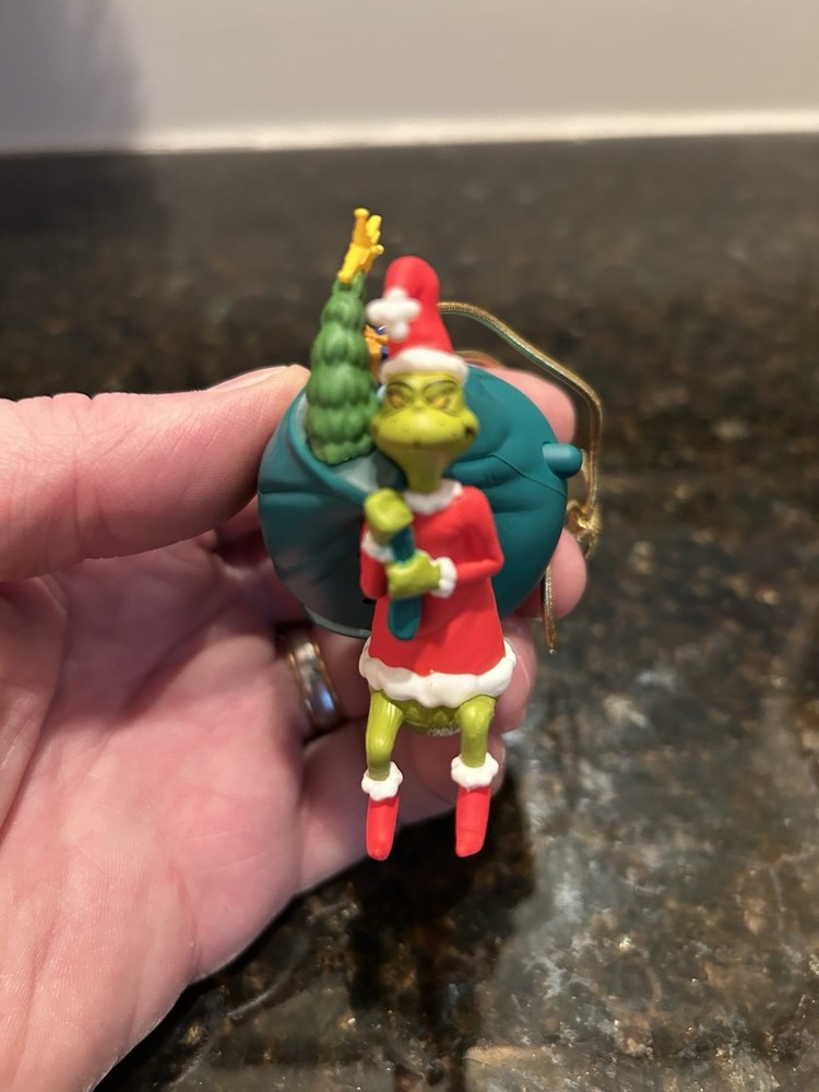 Hallmark 2016 Grinch” You’re a Mean One” Singing Keepsake Ornament