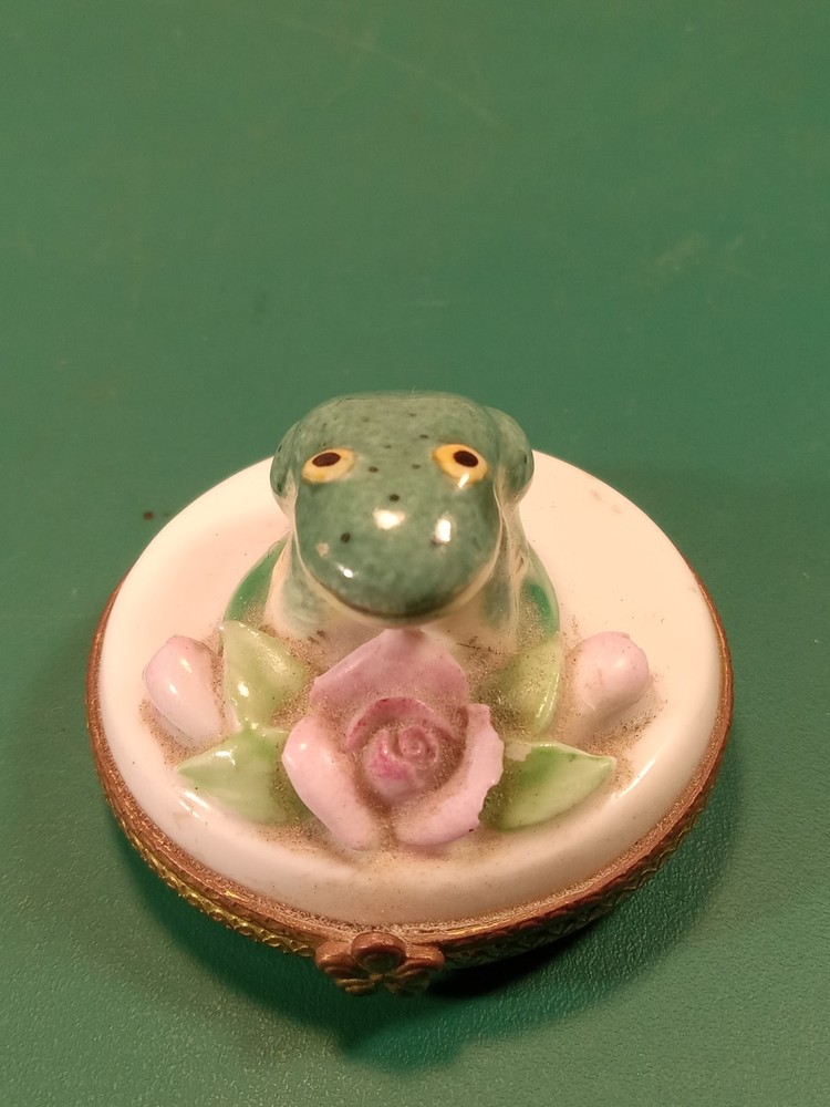 Vintage Cute Unique Frog Jewlery Trinket Box Ceramic Hinged Lid