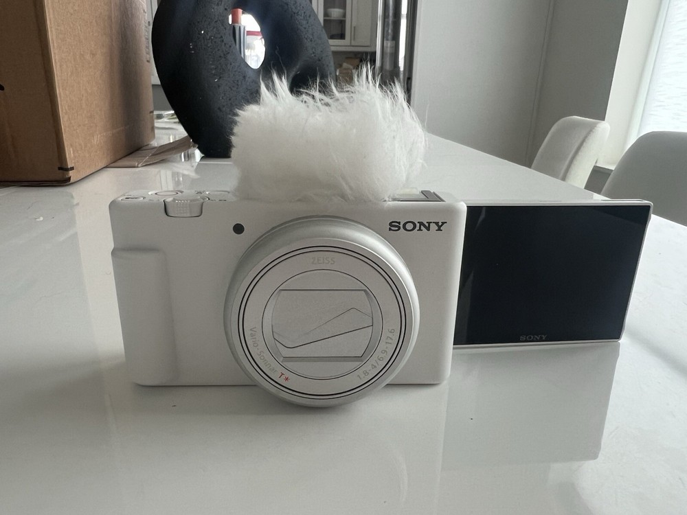 Sony ZV-1 II 21MP Vlogging Camera - White