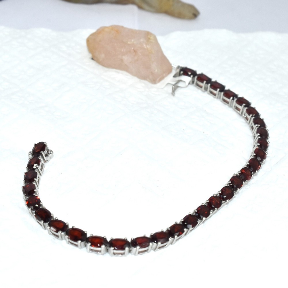 Premium Quality Handcrafted Designer Bracelet Natural Oval Shape Garnet Gemstone