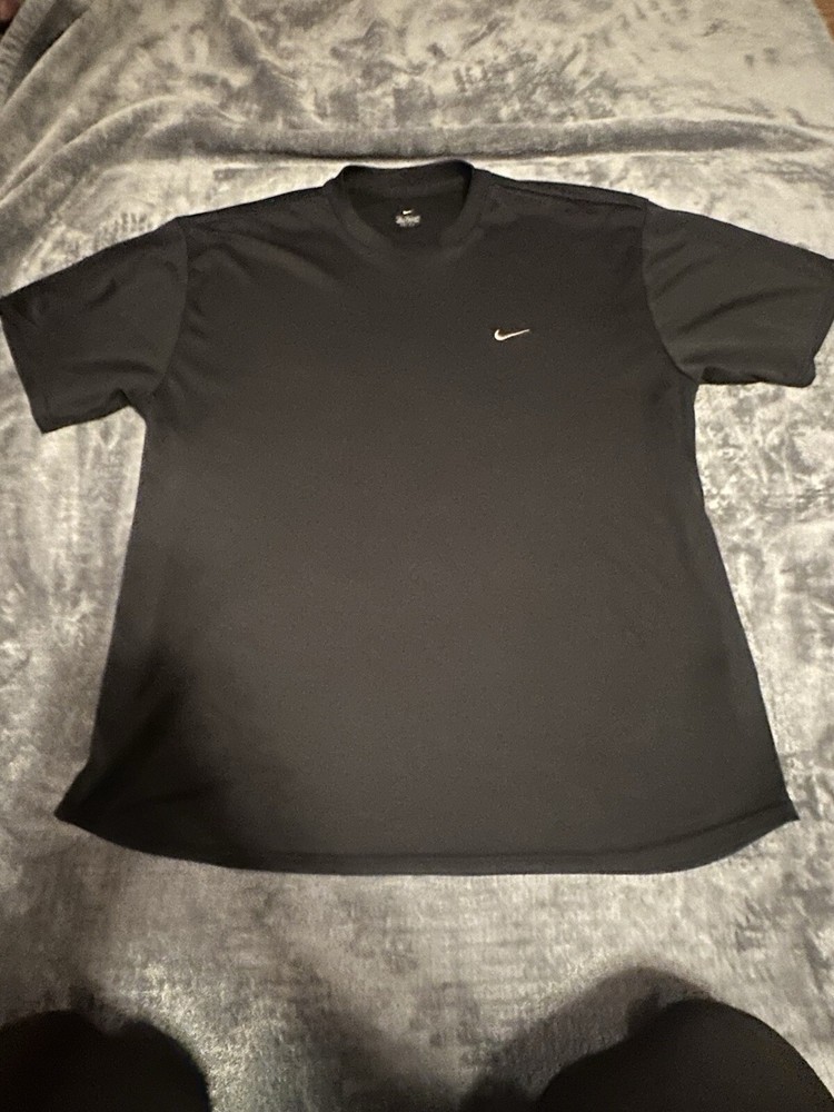 Camiseta de manga corta Nike Dri Fit negra talla XL PARA HOMBRE
