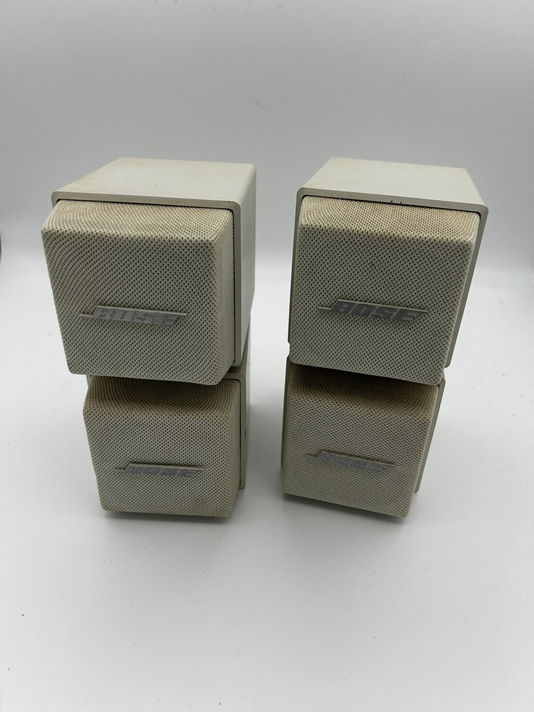 Pair Of Bose Acoustimass Cube System Cube Speakers AM-5 Left & Right - White
