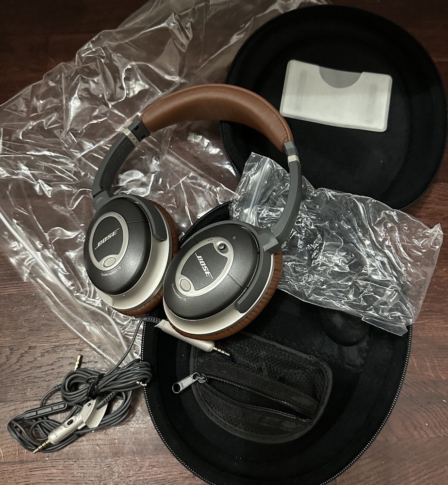 Bose QuietComfort 15 Brown Noise-Cancelling Headphones QC15 Limited Edition