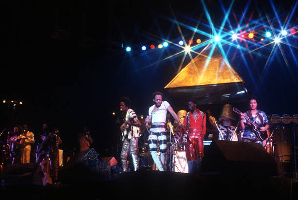 Earth Wind and Fire OLD PHOTO Music Band Singer Performer 6