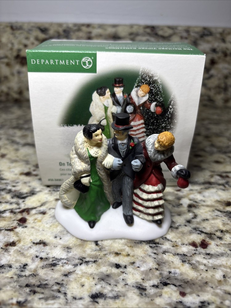 Department 56 Christmas in the City: “On To The Show” w/ Box