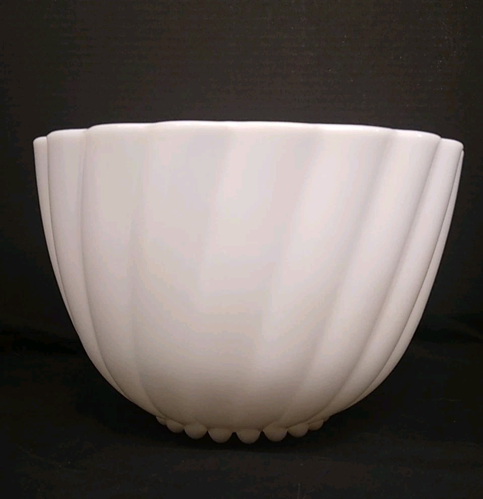Mid Century Hazel Atlas Alpine Swirl Milk Glass Punch Bowl 10×7