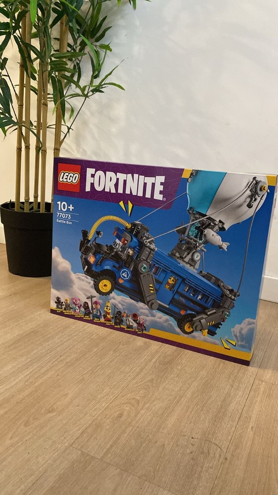 LEGO Fortnite Battle Bus Building Set 77073 with Mini Figures