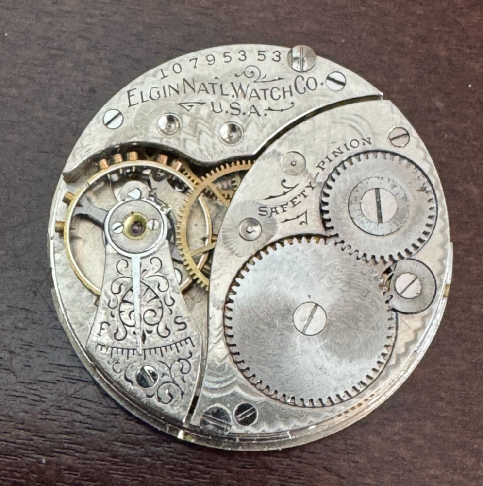 VINTAGE 0 SIZE ELGIN POCKET WATCH MOVEMENT GR. 320 KEEPING TIME