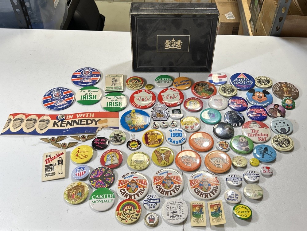 EXTREMELY RARE Lot Of 60 Vintage Lot Of Pin/Buttons 70s80s Politcal Pop Culture