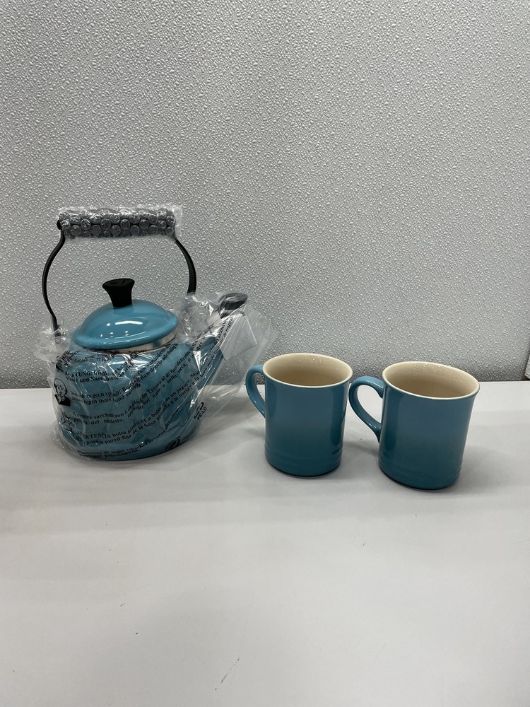 Le Creuset Demi Kettle And Mugs Set Caribbean Blue
