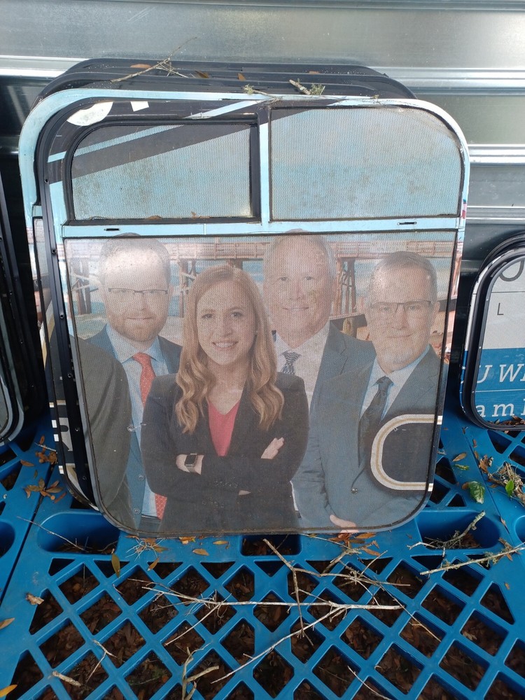 (1) Ford / Odyssey Shuttle Bus Window: Sliding Top Privacy Glass 29