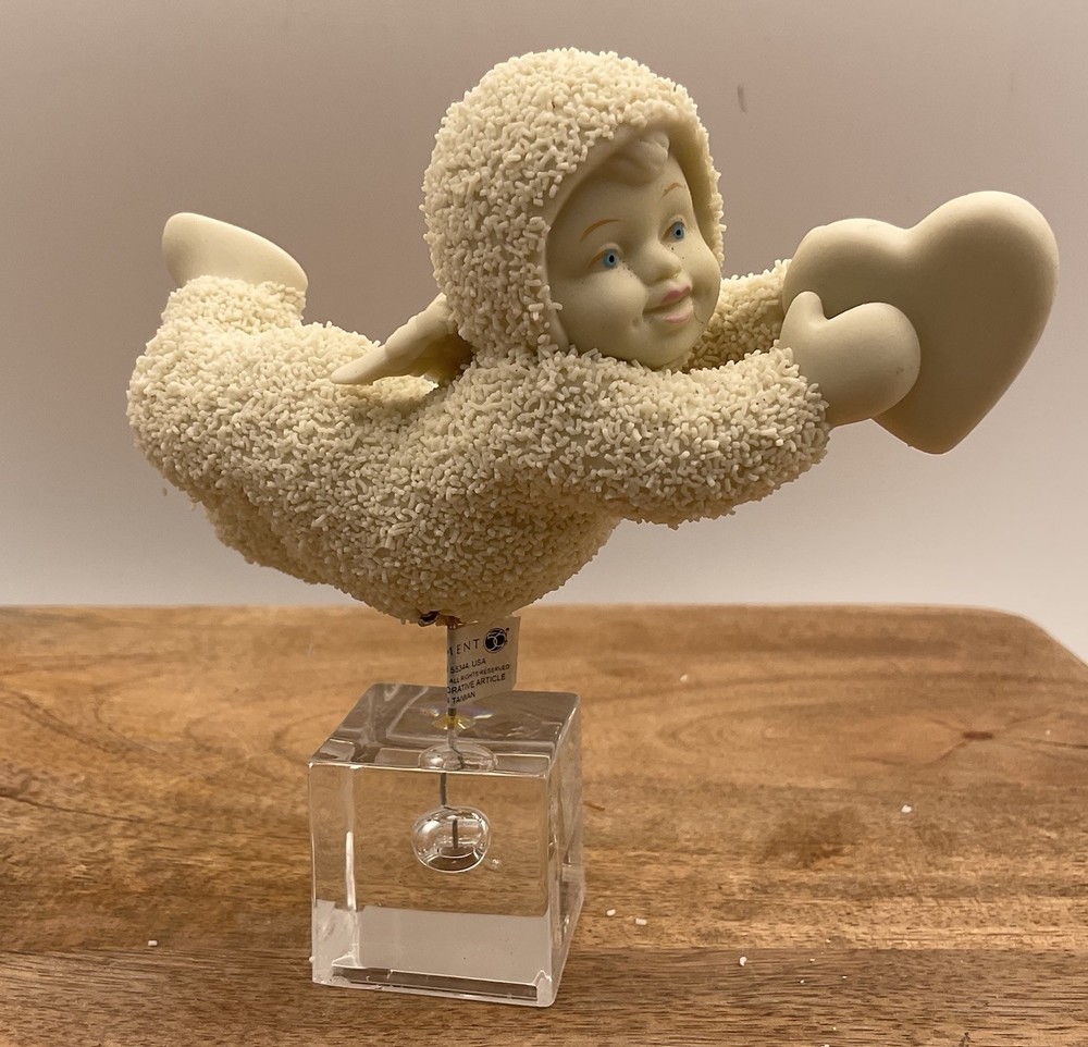 Dept 56 Snowbabies Falling For You Figurine in Excellent Used Condition