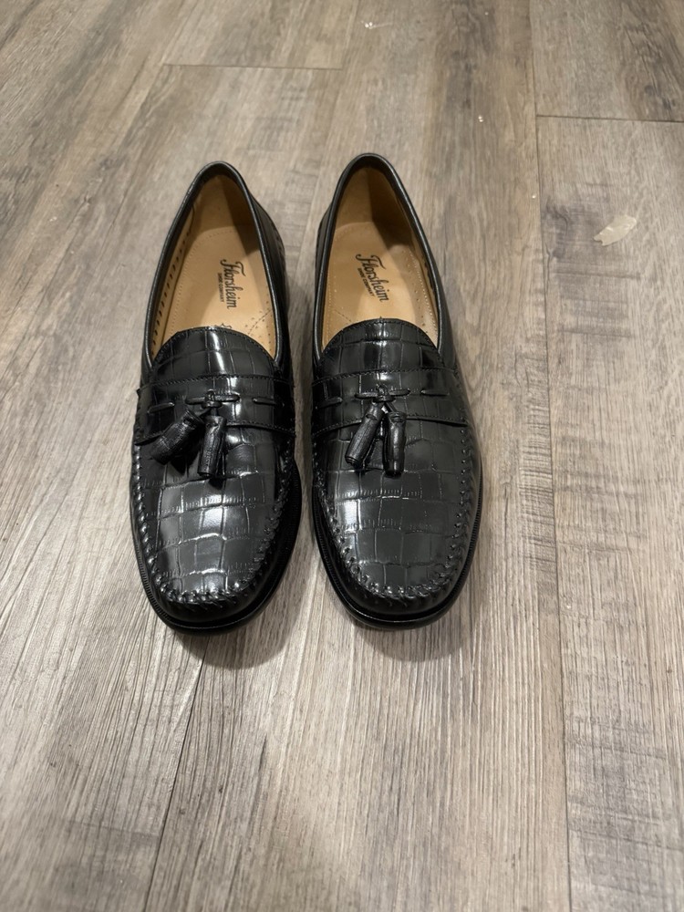 Florsheim Pisa Moc Toe Tassel Loafers in black crocodile print leather Sz 9 D