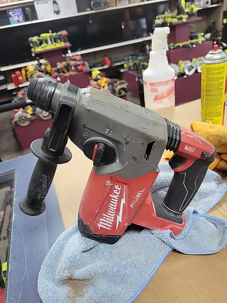 Milwaukee M18 FUEL 2912-20 Brushless Rotary Hammer - Red