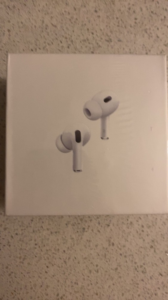 Apple AirPods Pro 2nd Generation with MagSafe Wireless Charging Case (USB‑C)...