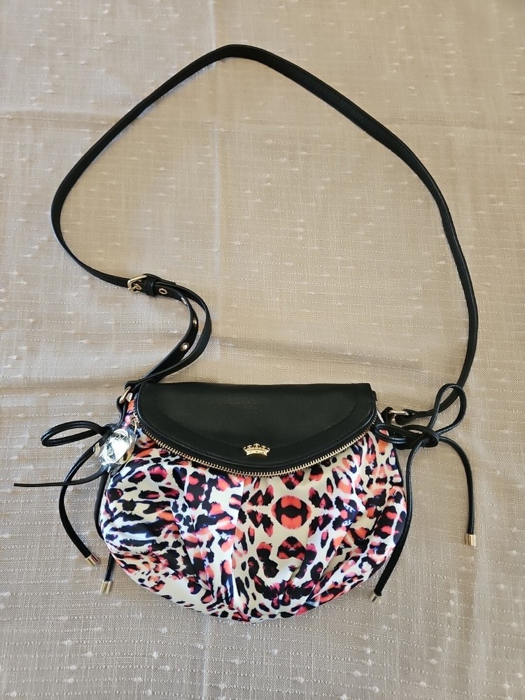 Juicy Couture Bag White Pink Black Faux Leather Lips Y2K Crown Gold Hardware