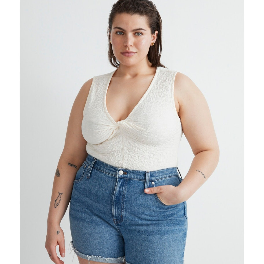 NWT Women’s Bohemian Madewell High-Rise Cut-Off Denim Shorts Size 33 Quiet Luxury