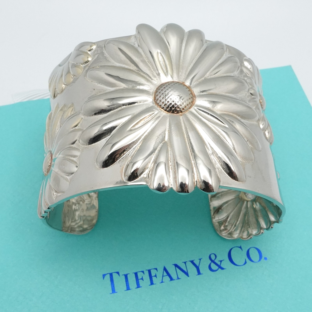 2003 Tiffany & Co Sterling Silver Daisy Flower Wide Cuff Bracelet 7 Inch