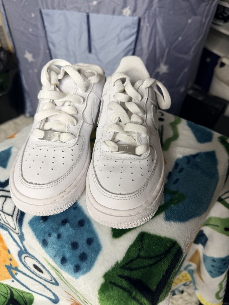 Nike Air Force 1 LE GS White Leather Unisex Kids Sneakers Size 1Y FV5951 111