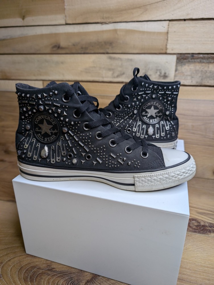 Converse Women's Size 8 Studded Punk Hi Top Skate Sneakers 542442C