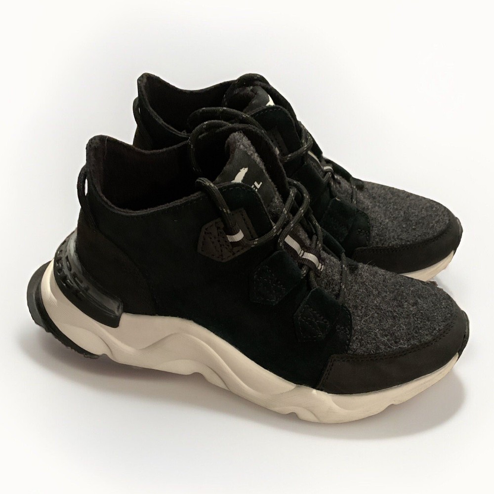 Sorel Kinetic Rngd Caribou Sneaker Women 7 Black Waterproof Boot NL4398-010
