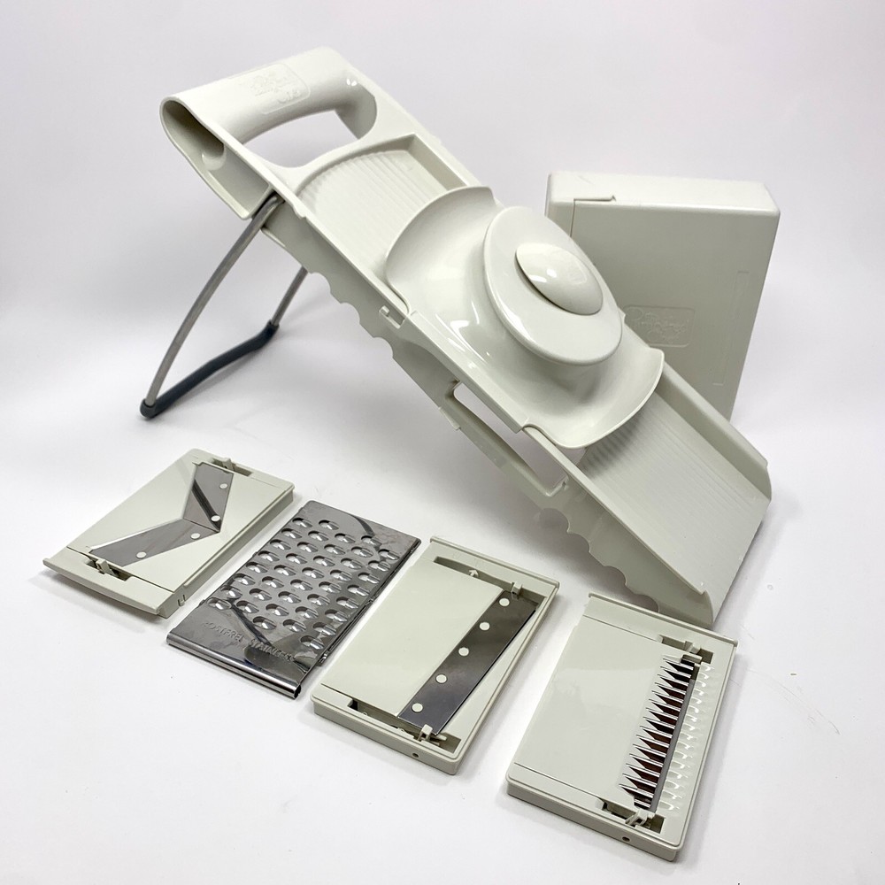 Pampered Chef Ultimate Mandoline Slicer Grater Set with 4 Blades and Case Retired Model 1087