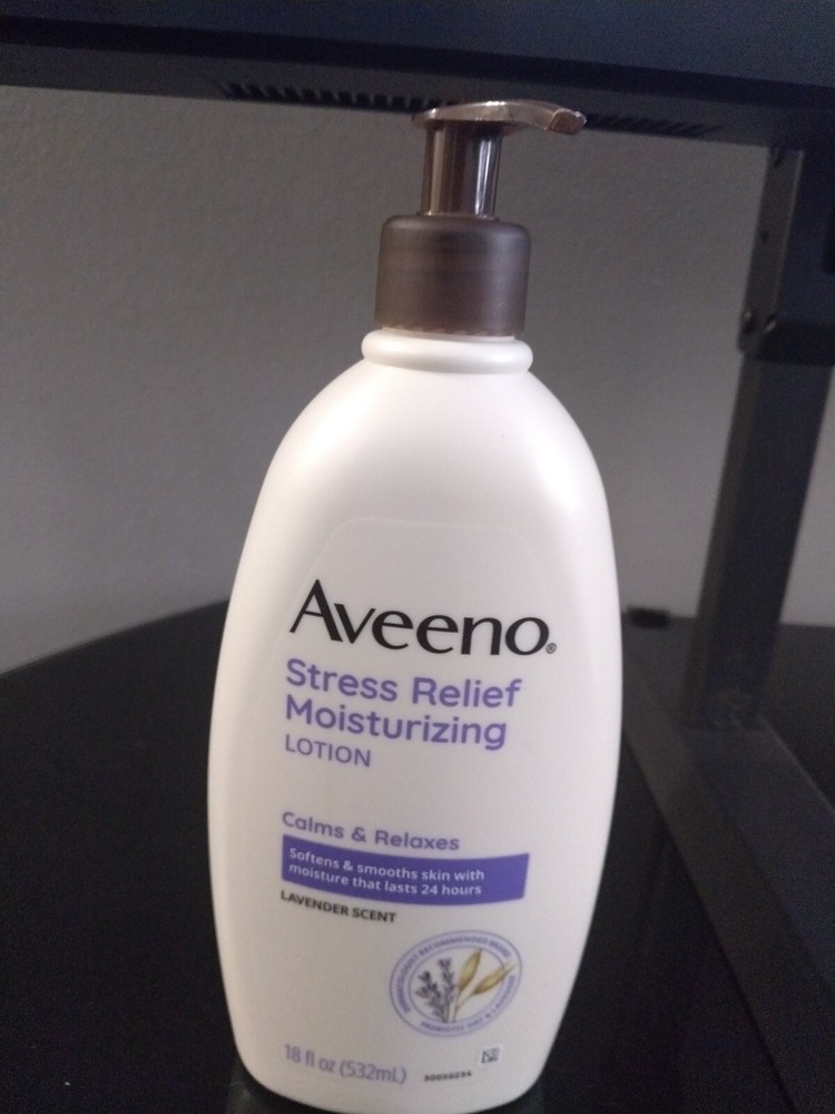 Aveeno Stress Relief Hydrating Moisturizing Lotion for Soothing Skin Care