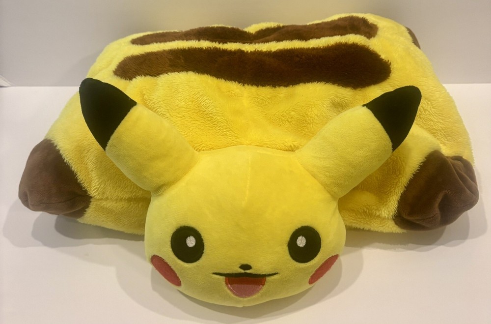 Pokémon Center Pikachu Pillow Pet Pal 16