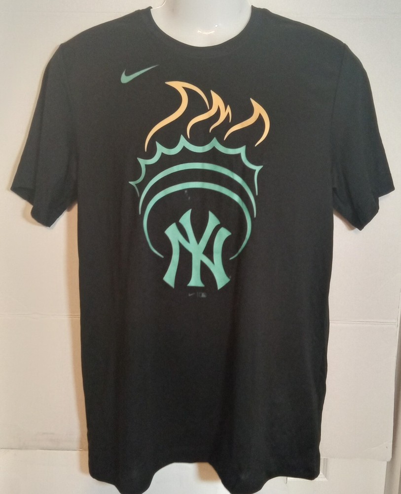 New York Yankees Nike Tee Dri-Fit Black T-Shirt Medium