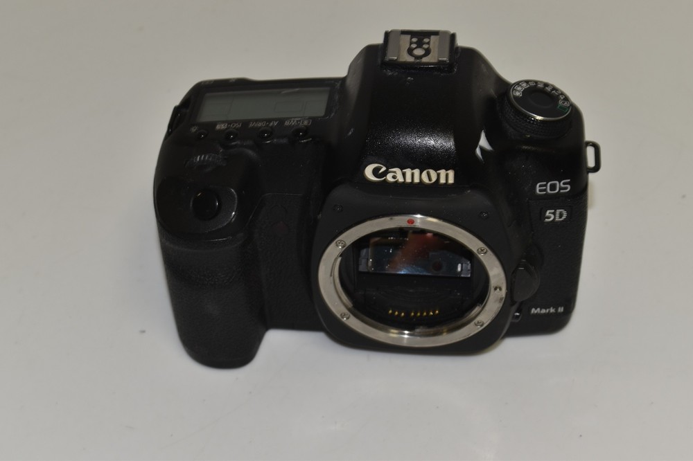 ^^ CANON EOS 5D MARK II DIGITAL CAMERA (SLS27)