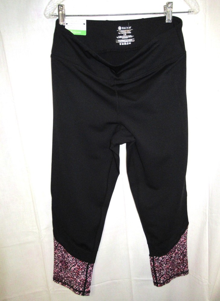 NWTS ~ Gaiam  Capri Leggings Om FIT~ BLACK PK Printed MESH INSERT ~ Size L