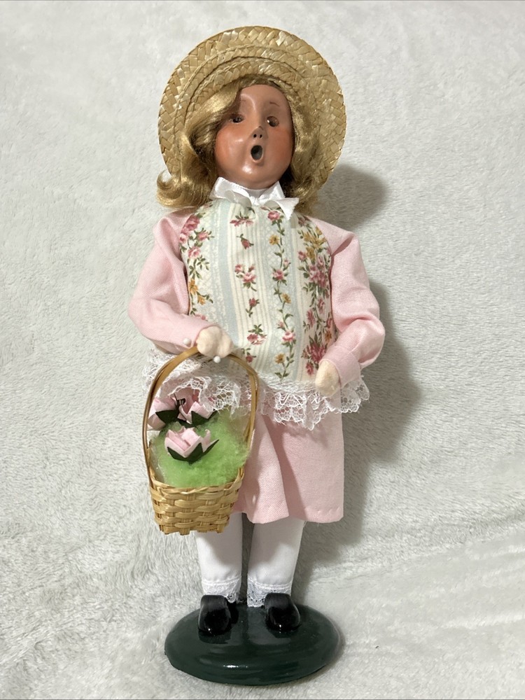 Byers Choice 2022 Spring Girl 2005