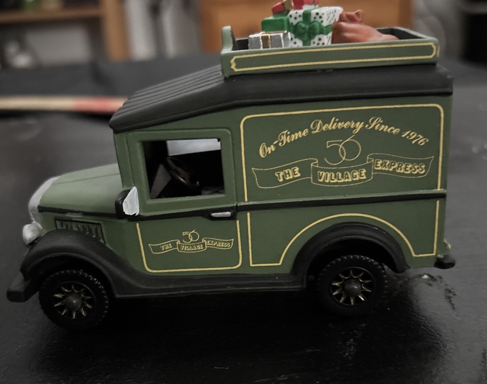 Dept 56 Heritage Village Collection 