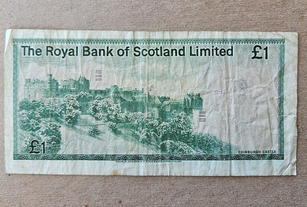 Scotland 1 Pound Sterling Banknote - Paper Money Currency Bill Note - 1981