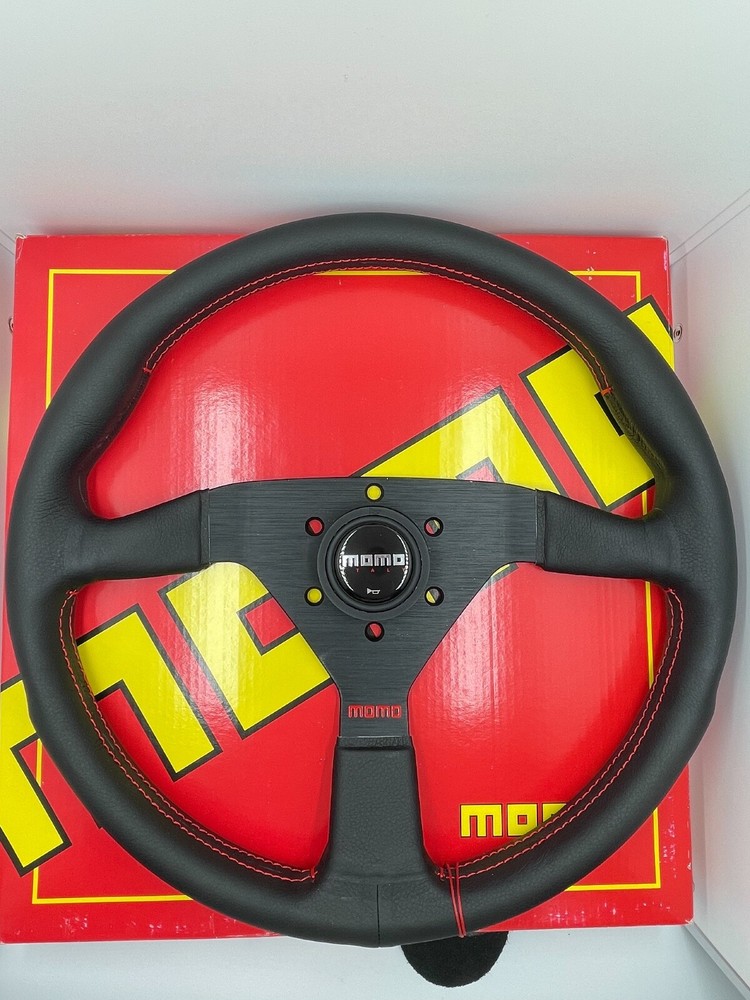 Momo Monte Carlo steering wheel 15 Inches Fits Most 911s 996 997 987 986 944