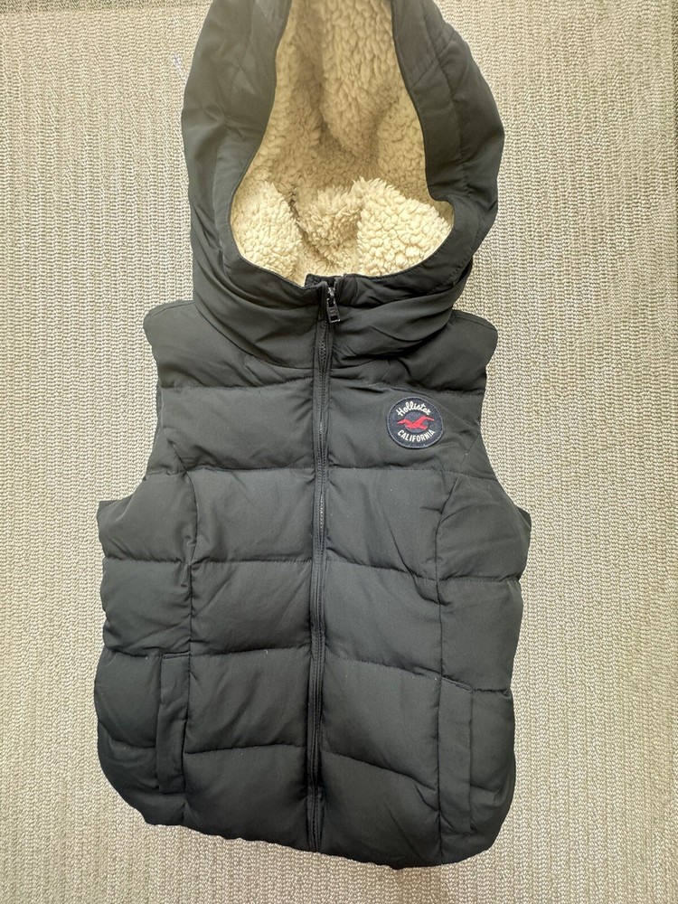 Hollister California Girls Fur Navy Blue Hooded Puffer Vest Size M
