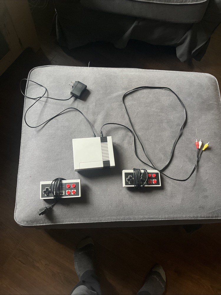 Retro Classic Game Console, Hundreds Of Old School Games Like Paceman, Galaga…