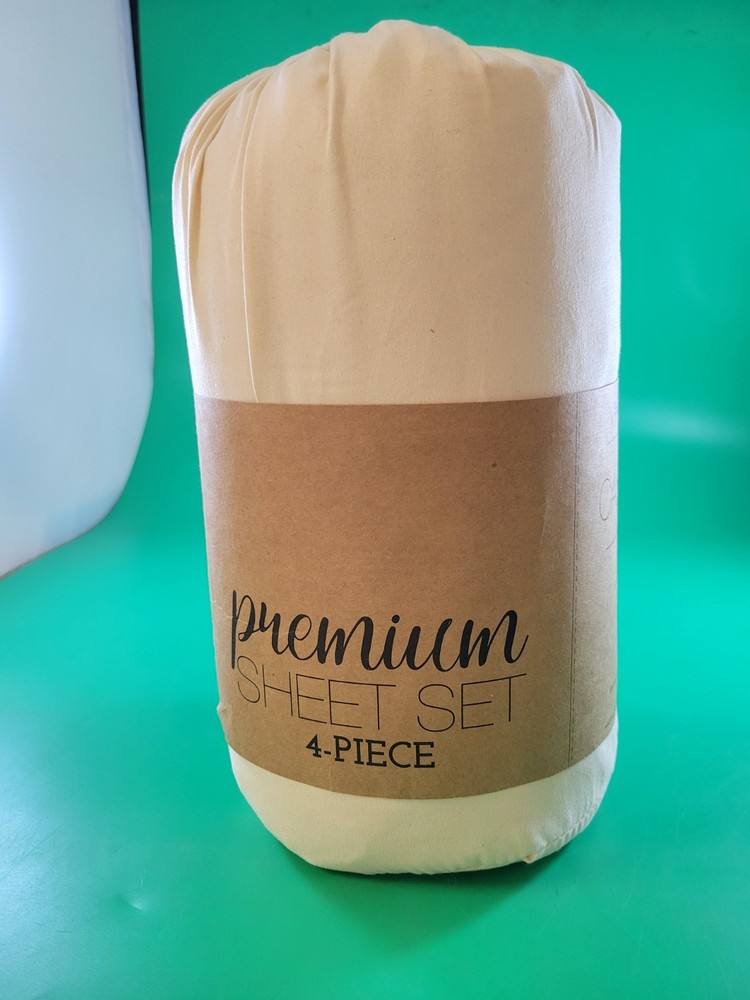 Ienjoy 4-Piece Cream Cal King Sheet Set - Home Collection - New